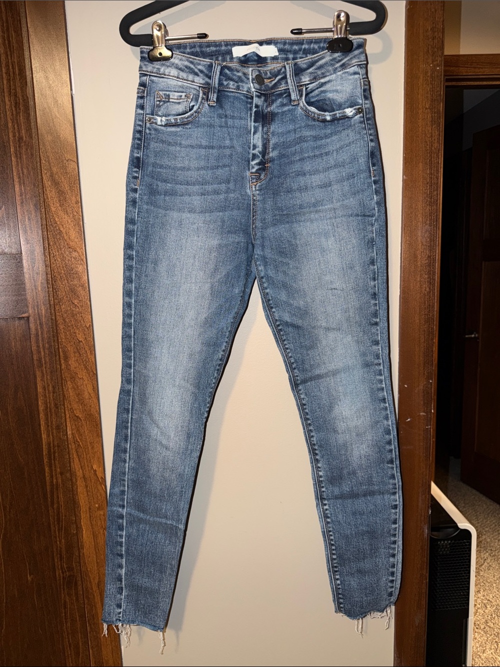 High-Rise Skinny Jeans in Washed Blue